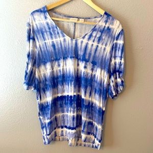 CHICO’S Blue and White Shirt Size 2